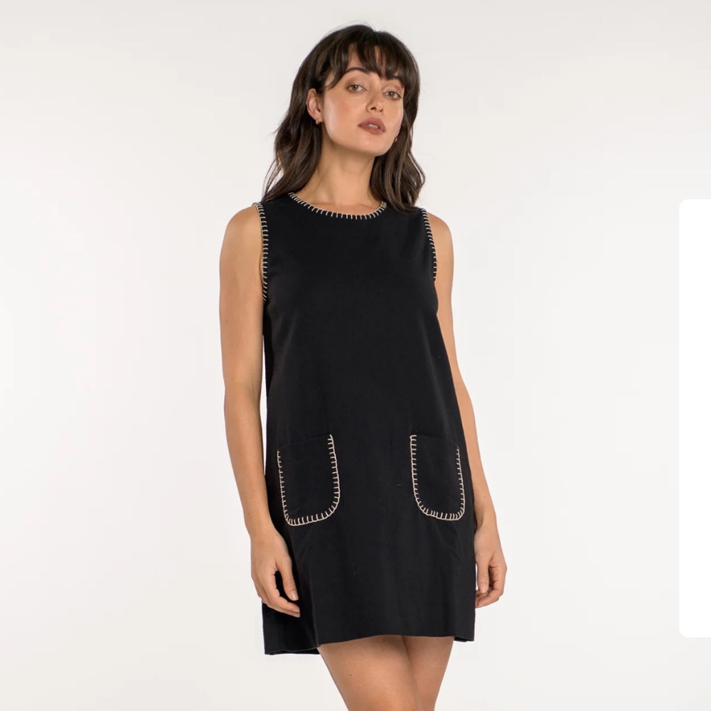 Elizabeth James Black Top with White Stitching - Tag Attached xs
